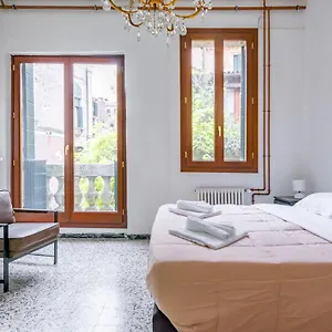  Appartement Cannaregio Romantic View